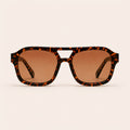Sunglass Model brisa oversize  frontal view variant amber tea