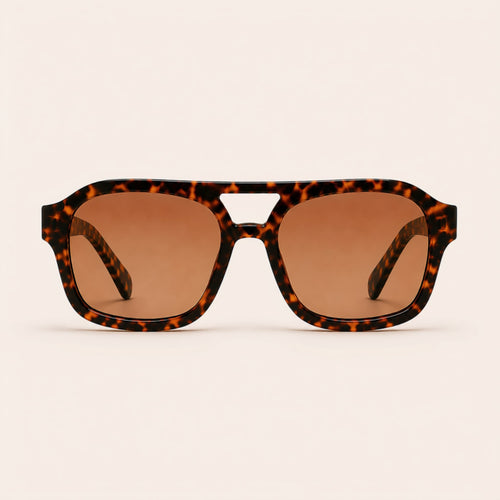 Sunglass Model brisa oversize  frontal view variant amber tea
