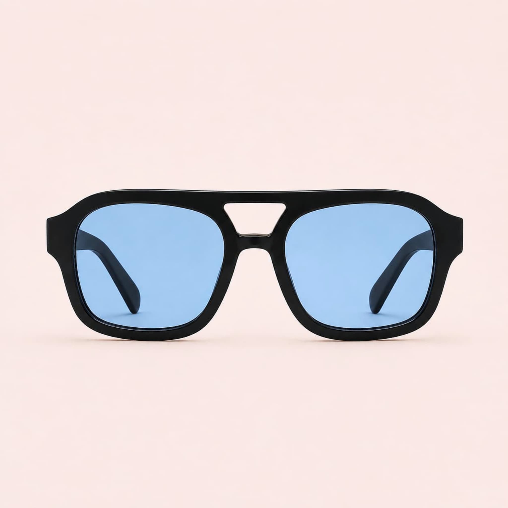 Sunglass Model brisa oversize  frontal view variant black blue