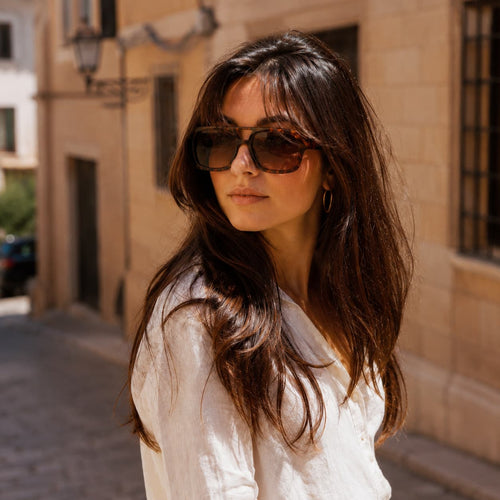 Sunglass model for brisa shooting 1